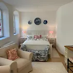 Villafunkelbunt דירה לנדסברג אם לך